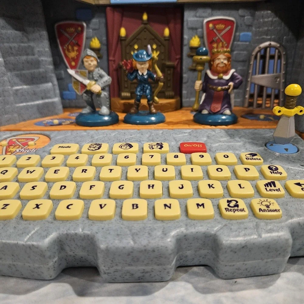 Vtech Knights Of Knowledge Learning Adventures Vintage HTF complete And Working‎